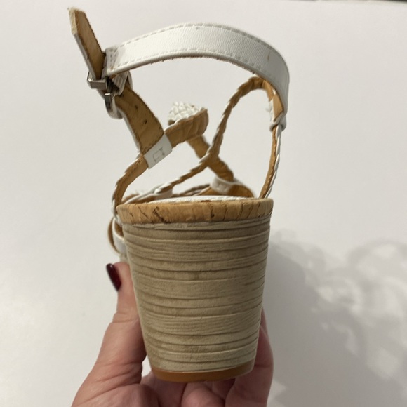 New💕 Adorable Cork Sandals 👡 - Picture 6 of 12